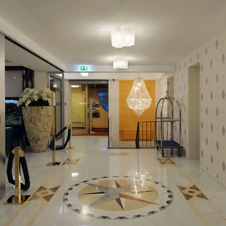 Hotel Du Nord 4*
