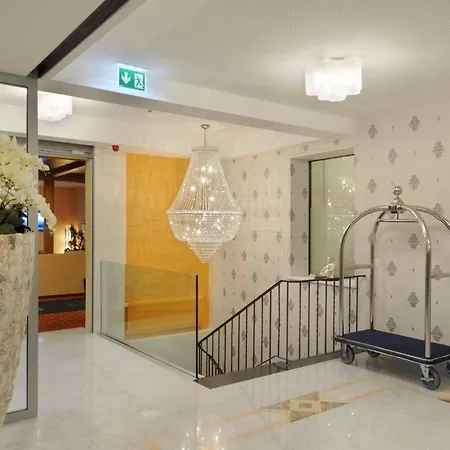 Hotel Du Nord 4*