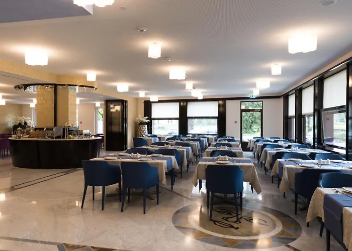 Du Nord 4*